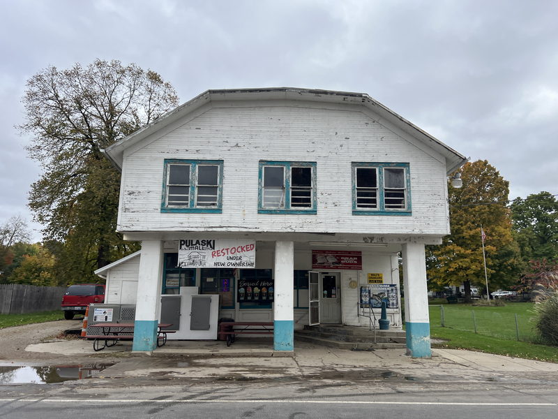 Pulaski Grocery (Pulaski Mall) - Oct 22 2023 Photo (newer photo)